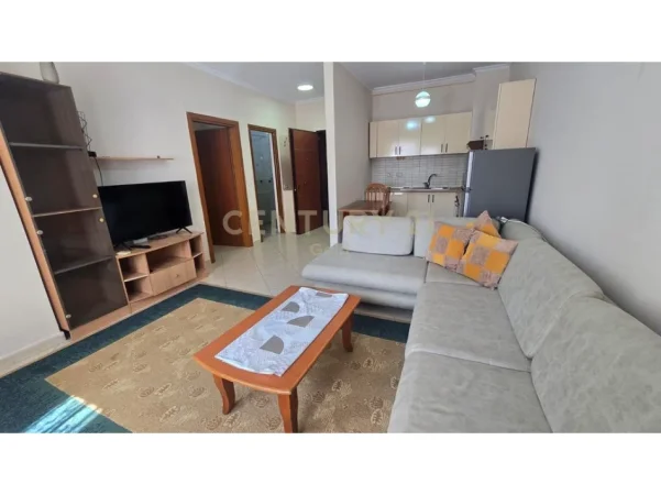 Tirane, jepet me qera apartament 1+1 Kati 4, 60 m² 540 € 