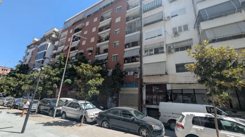 Tirane, jepet me qera apartament 2+1+Aneks+Ballkon , 112 m² 899 € (Rruga Kosovareve)