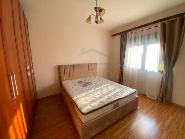 Tirane, jepet me qera apartament 2+1 Kati 5, 72 m² 120.000 all (Rruga e Elbasanit)