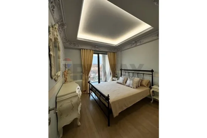 Shqiperi, jepet me qera apartament 1+1 , 59 m² 649 € (rruga xhanfize keko)