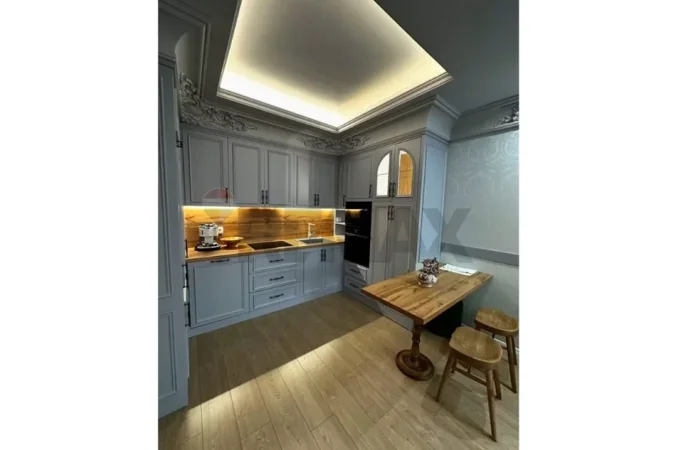 Shqiperi, jepet me qera apartament 1+1 , 59 m² 649 € (rruga xhanfize keko)