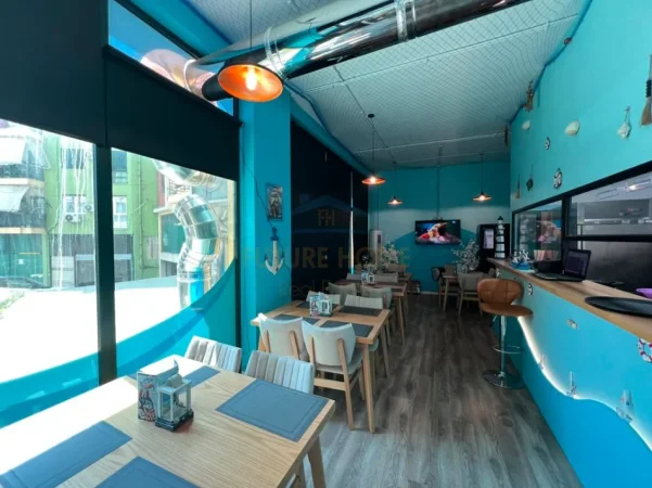 Tirane, jepet me qera ambjent biznesi BAR-RESTORANT ,Kati 0, 62 m² 600 € (FRESK)