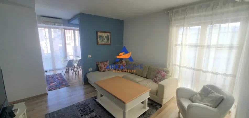 Tirane, jepet me qera apartament 1+1 Kati 6, 65 m² 595 € 