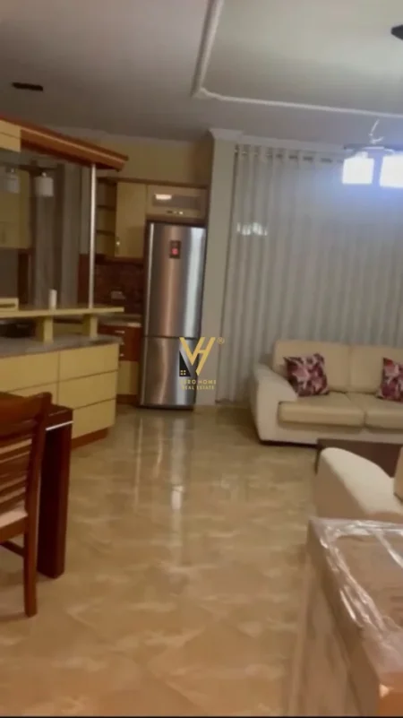 Tirane, jepet me qera apartament 2+1+Ballkon Kati 5, 106 m² 720 € (RRUGA PETRO NINI LUARASI)
