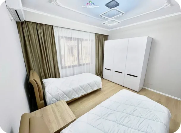 Tirane, jepet me qera apartament 2+1 Kati 1, 75 m² 800 € (selvia)