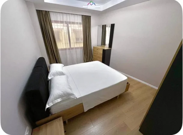 Tirane, jepet me qera apartament 2+1 Kati 1, 75 m² 800 € (selvia)