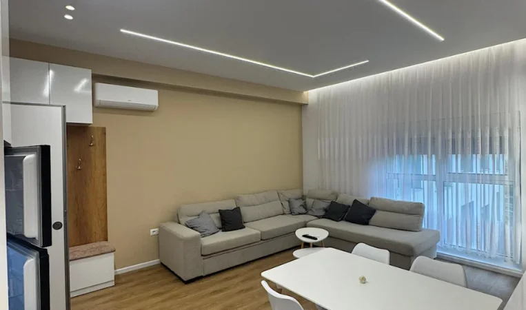 Tirane, jepet me qera apartament 1+1 Kati 3, 75 m² 500 € 