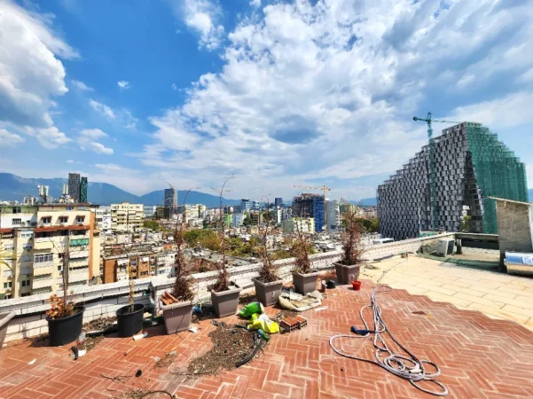 💥 Me Qera: 2+1+2Wc & 2Bllkn + TARRACË te Shfrytezueshme | 130 m² 📍Myslym Shyri - Rruga Himë Kolli 🏢 850€/Muaj ✨️