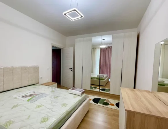 Tirane, jepet me qera apartament 1+1 Kati 2, 67 m² 450 € (Paskuqan)