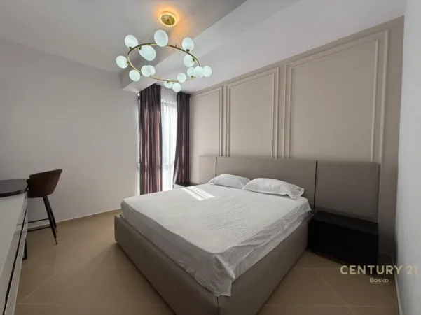 Tirane, jepet me qera apartament 2+1 Kati 4, 116 m² 620 € (Rezidenca City View, Shkoze)