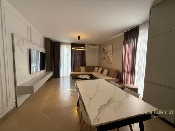 Tirane, jepet me qera apartament 2+1 Kati 4, 116 m² 620 € (Rezidenca City View, Shkoze)