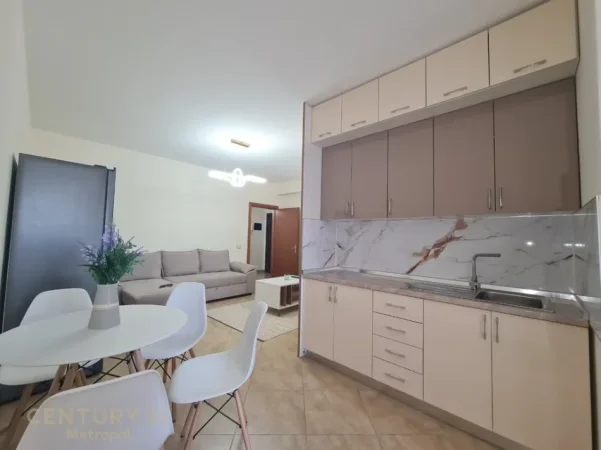 Tirane, jepet me qera apartament 1+1 Kati 2, 115 m² 600 € (Siri Kodra)