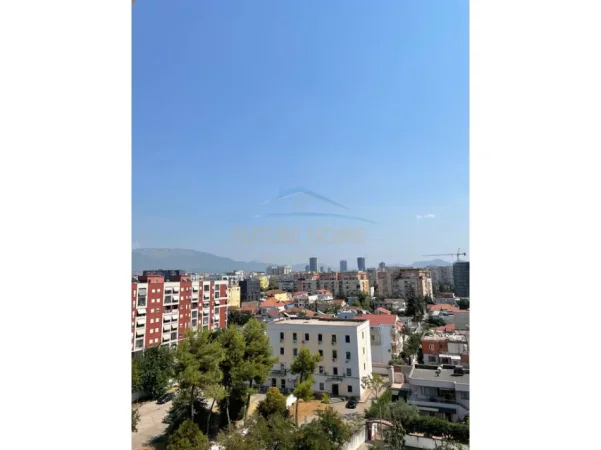 Tirane, jepet me qera apartament 1+1+Ballkon Kati 7, 65 m² 600 € (Paralel Living, Don Bosko)