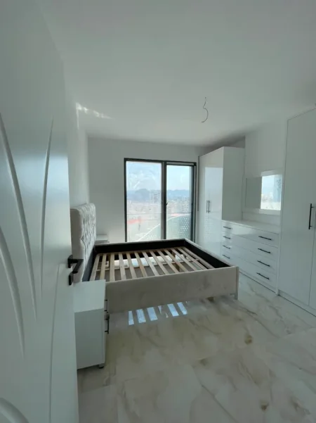 Tirane, jepet me qera apartament 1+1+Ballkon Kati 7, 65 m² 600 € (Parallel Living)