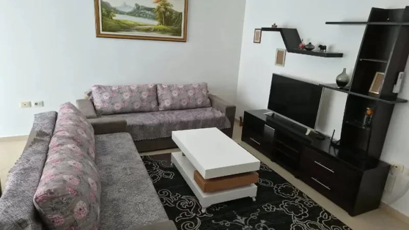 Tirane, jepet me qera apartament 2+1+Ballkon , 89 m² 500 € (Astir)