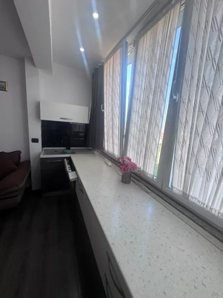 SHITET APARTAMENT  2+1 FUSHA E AVIACIONIT  179.000 €