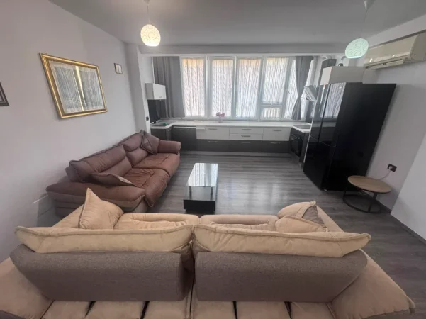 SHITET APARTAMENT  2+1 FUSHA E AVIACIONIT  179.000 €