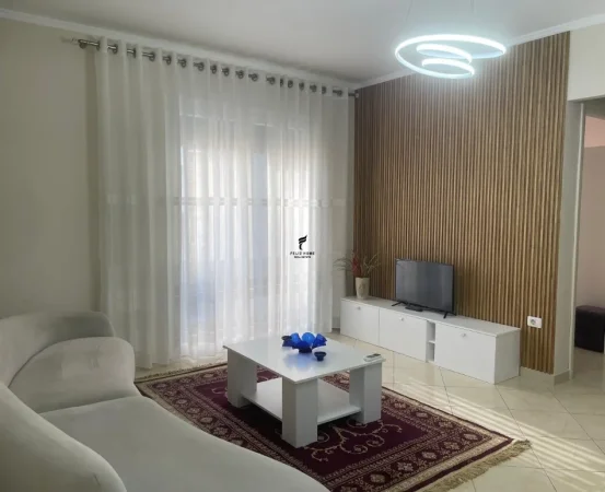 Tirane, jepet me qera apartament 1+1 Kati 3, 67 m² 600 € (BULEVARDI ZOGU I PARE)