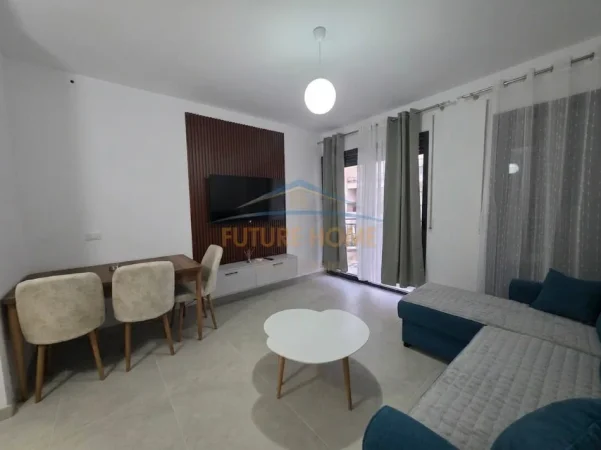 Tirane, jepet me qera apartament 1+1 Kati 4, 45 m² 600 € (Don Bosko, Paralel Living)