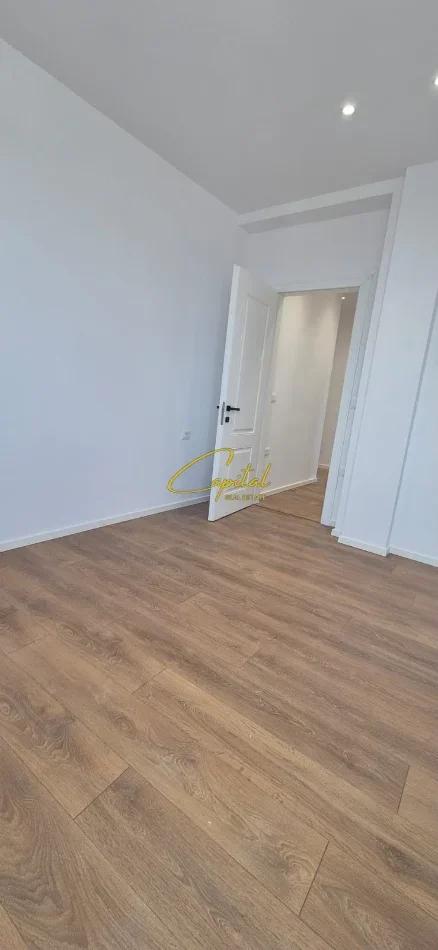 Tirane, jepet me qera apartament 1+1 Kati 5, 56 m² 143.000 € (STC I FUNDIT I TIRANES SE RE)