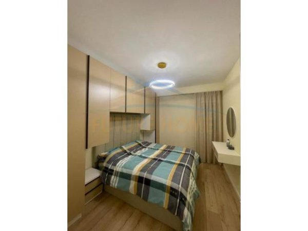 Tirane, jepet me qera apartament 1+1+BLK Kati 1, 70 m² 500 Euro (Konuna Parisit)
