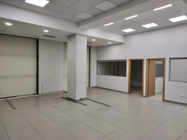 Tirane, jepet me qera zyre Kati 14, 108 m² 1.400 Euro (Komuna Parisit afer Kristalit)