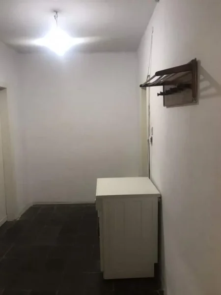 Tirane, shitet apartament 1+1 Kati 4, 59 m² 80.000 Euro (Rruga e Kavajes)