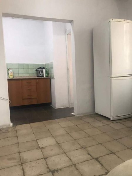 Tirane, shitet apartament Kati 4, 59 m² 80.000 Euro (Rruga e Kavajes)