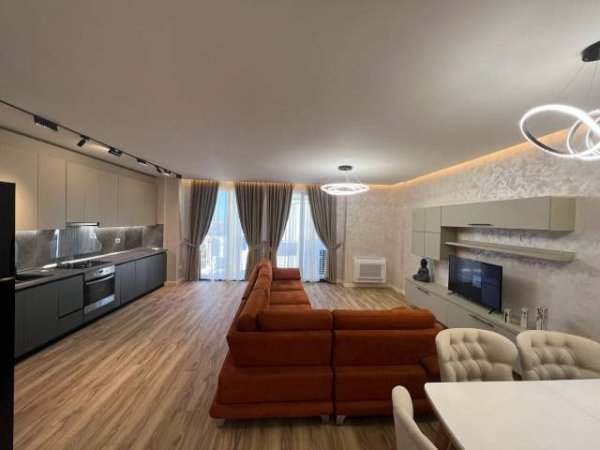 Tirane, jepet me qera apartament 2+1+A+BLK Kati 3, 120 m² 900 Euro (Rruga Hiqmet Buzi)