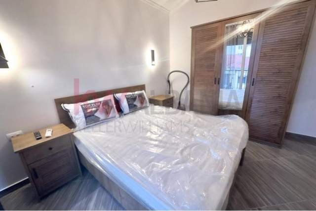 Tirane, jepet me qera apartament 2+1 Kati 2, 98 m² 700 Euro (pazari i ri)