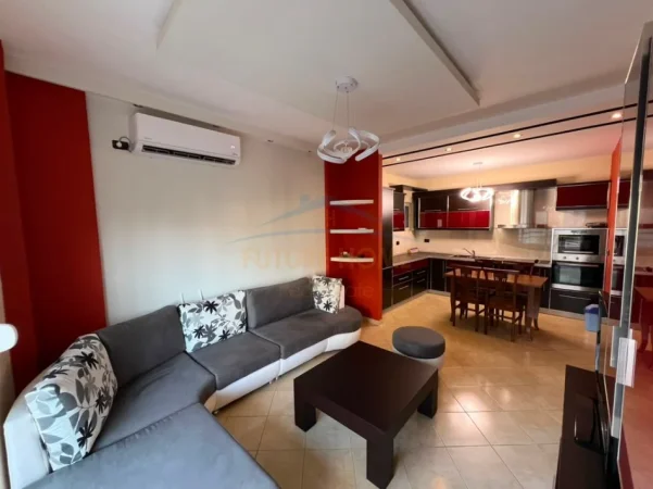 Tirane, jepet me qera apartament 2+1 Kati 3, 101 m² 700 € (LIQENI I THATE)