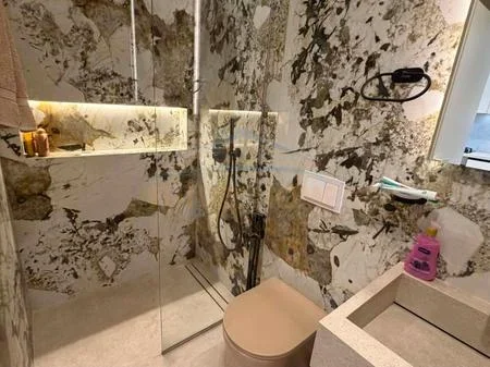 Tirane, jepet me qera apartament 1+1+Ballkon Kati 13, 70 m² 850 € (Rruga Mine Peza)