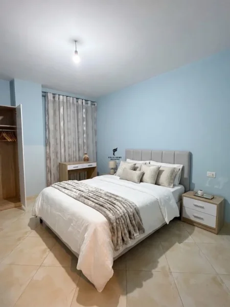 Tirane, jepet me qera apartament 2+1 Kati 5, 100 m² 490 € (YZBERISHT)