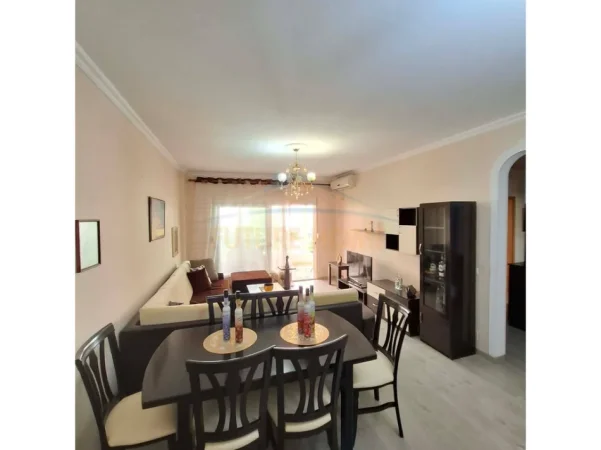 Tirane, shitet apartament 2+1 Kati 3, 107 m² 165.000 € (Unaza e Re)