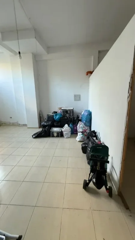 Tirane, shitet ambjent biznesi Kati 1, 61 m² 200.850 € (Komuna e Parisit)