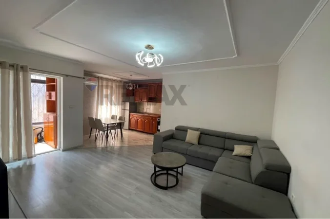 Tirane, jepet me qera apartament 2+1 Kati 1, 77 m² 60.000 € (Laprake)