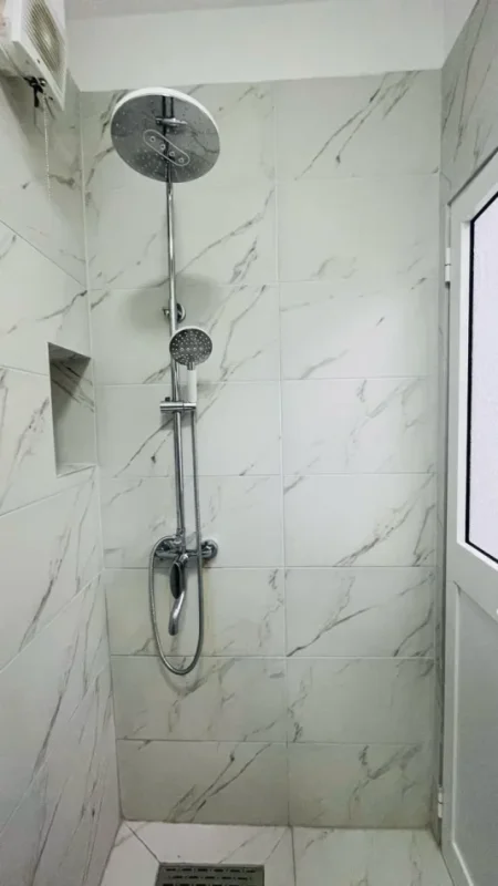 Tirane, jepet me qera apartament Studio Kati 2, 30 m² 320 € (Vilat Amerikane)
