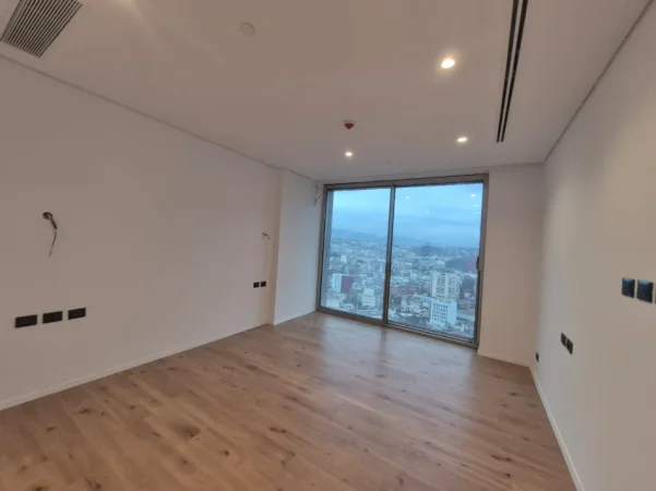 Tirane, jepet me qera zyre Kati 20, 147 m² 3.000 € (Downtown One)