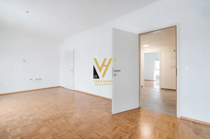 Tirane, shitet apartament 2+1+Ballkon Kati 5, 91 m² 204.000 € (RRUGA HAXHI HYSEN DALLIU)