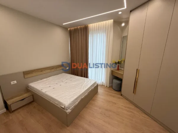 Tirane, jepet me qera Vile Vile 2 Katshe , 350 m² 4.000 € 