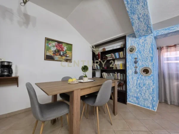 Tirane, jepet me qera apartament 2+1+Aneks+Ballkon Kati 9, 99 m² 750 € (Komuna e Parisit)