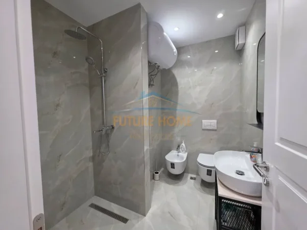 Tirane, jepet me qera apartament 2+1 Kati 6, 920 € 