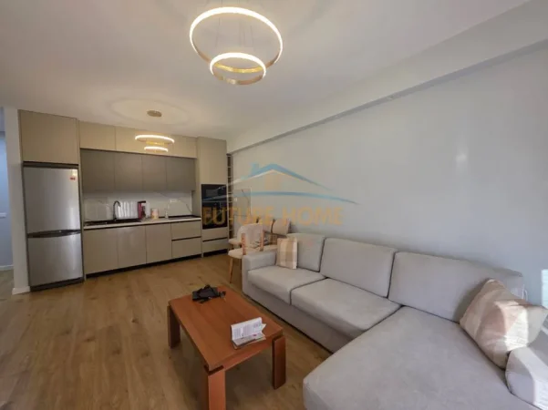 Tirane, jepet me qera apartament 2+1 Kati 6, 920 € 