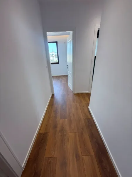 Tirane, shitet apartament 2+1 Kati 5, 86 m² 198.000 € (Rruga Fadil Bodinaku)