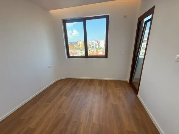 Tirane, shitet apartament 2+1 Kati 5, 86 m² 198.000 € (Rruga Fadil Bodinaku)
