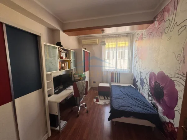 Tirane, shitet apartament 3+1+Ballkon Kati 4, 140 m² 274.000 € (KOPEHTI ZOOLOGJIK)