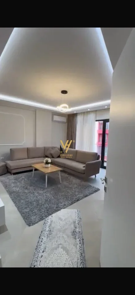 Tirane, shitet apartament 2+1+Ballkon Kati 6, 98 m² 270.000 € (FARMACIA 10)