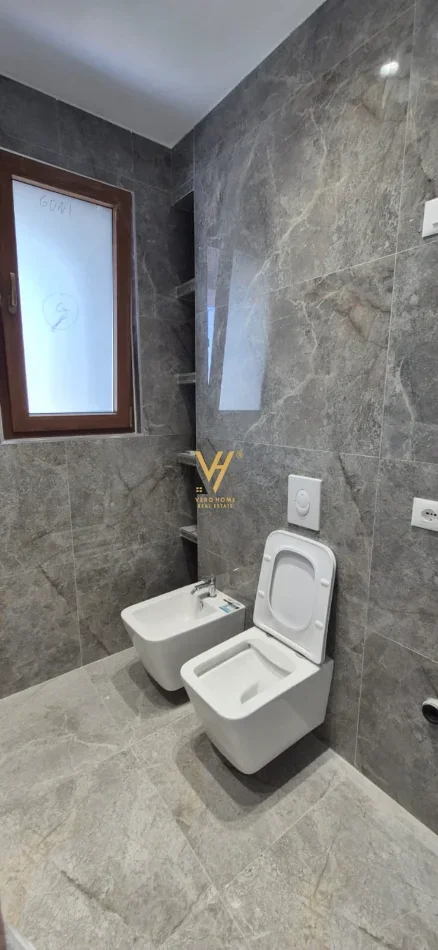 Tirane, shitet apartament 2+1+Ballkon Kati 5, 86 m² 198.000 € (IRFAN TOMINI)