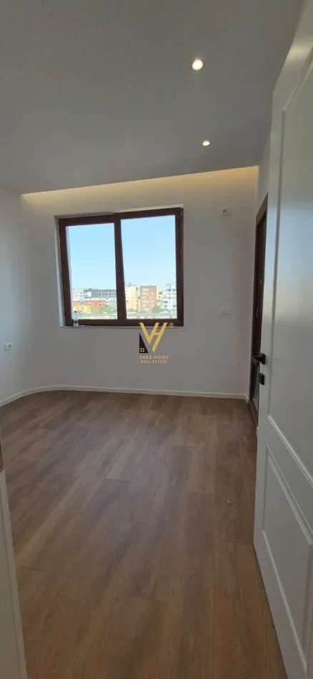 Tirane, shitet apartament 2+1+Ballkon Kati 5, 86 m² 198.000 € (IRFAN TOMINI)
