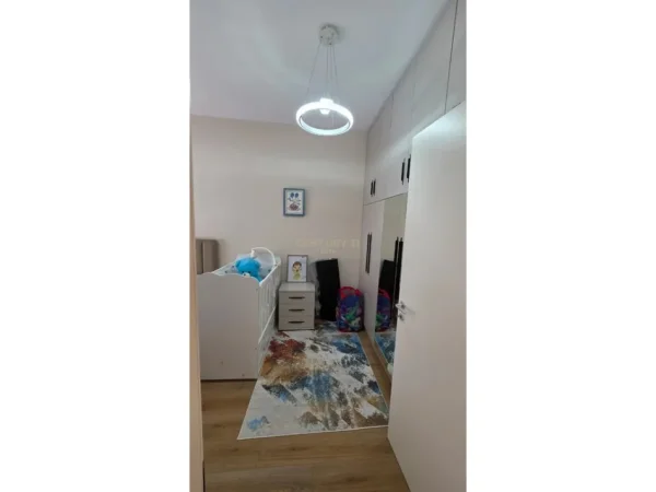 Tirane, shitet apartament 1+1 Kati 2, 63 m² 125.000 € (Ali Demi EL147330)